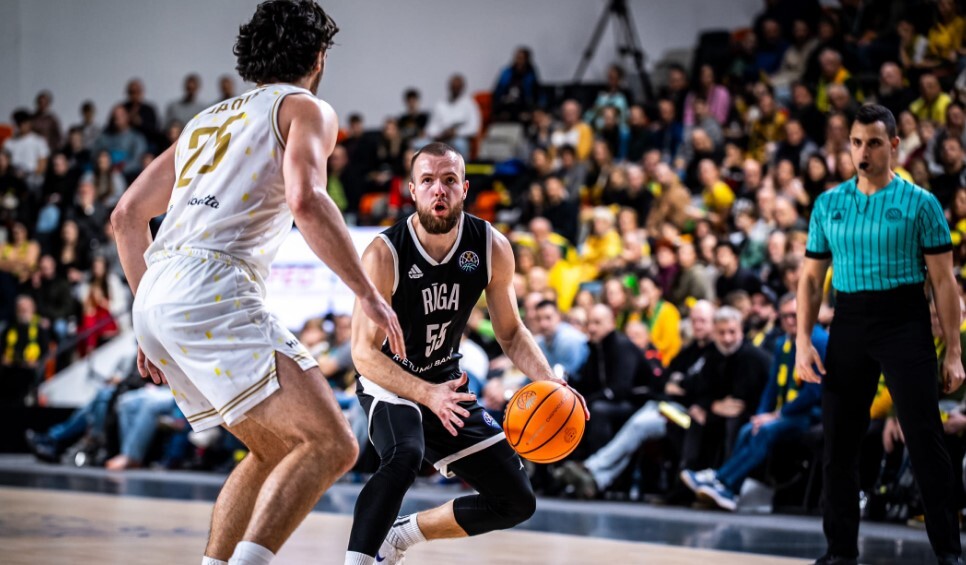 Українці за кордоном: у Ковляра 12 очок у Єврокубку, вдалий матч Сидорова у Лізі чемпіонів